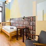 بيت شباب Mondpalast *