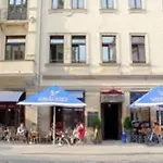 Mondpalast *