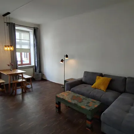 Mondpalast Hostel
