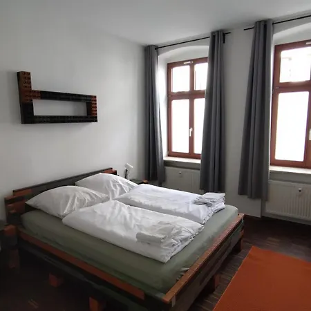 Mondpalast Hostel
