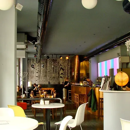 Mondpalast Hostel Δρέσδη