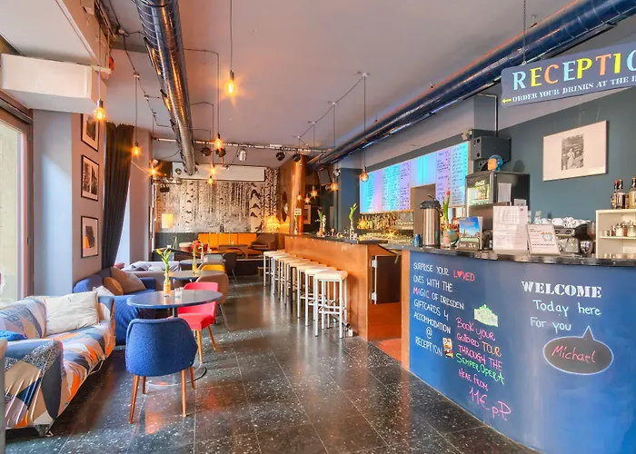 Vandrarhem Mondpalast *