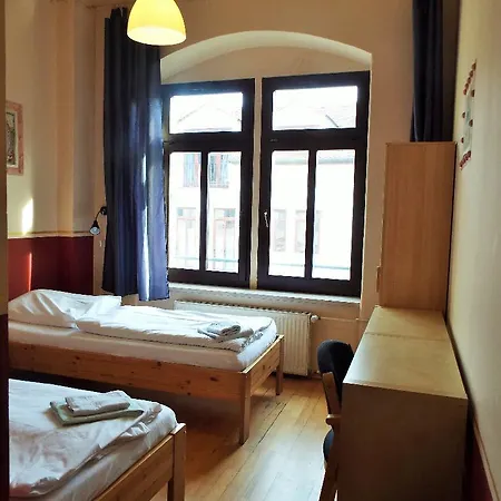 Mondpalast Hostel